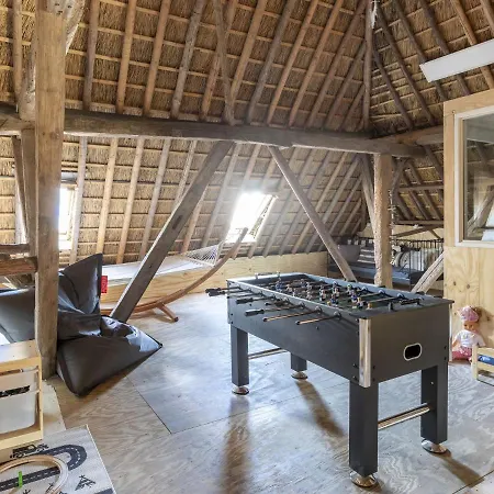 In Near Sea And Forest * Groet