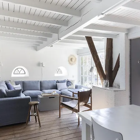 Casa de Férias In Near Sea And Forest Groet