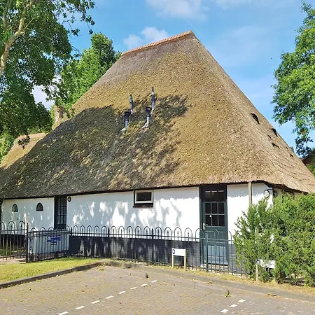 Holiday home Lush In Close To The Sea And Forest Groet