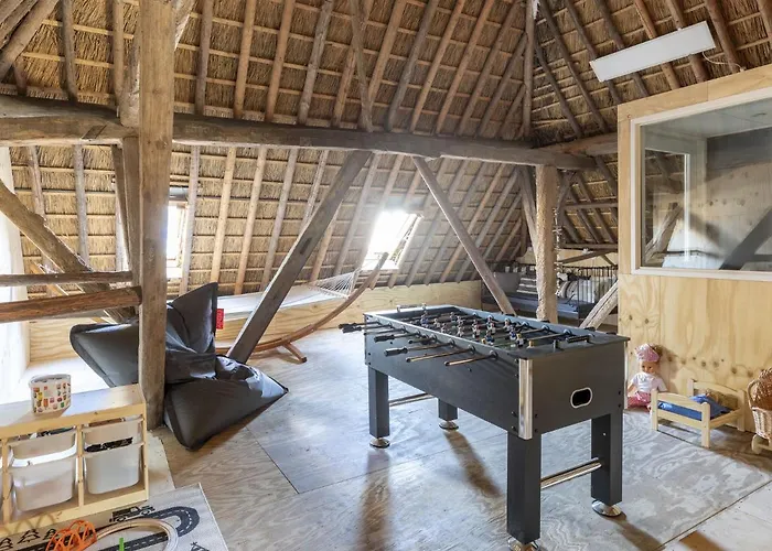 In Near Sea And Forest * Groet