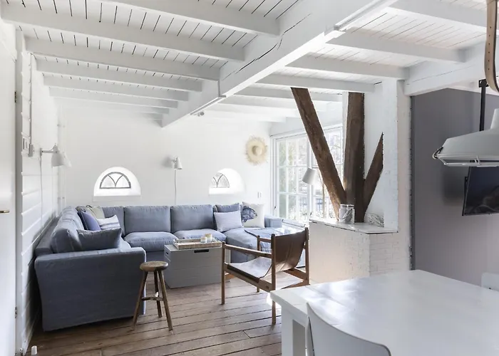 Holiday home In Near Sea And Forest Groet